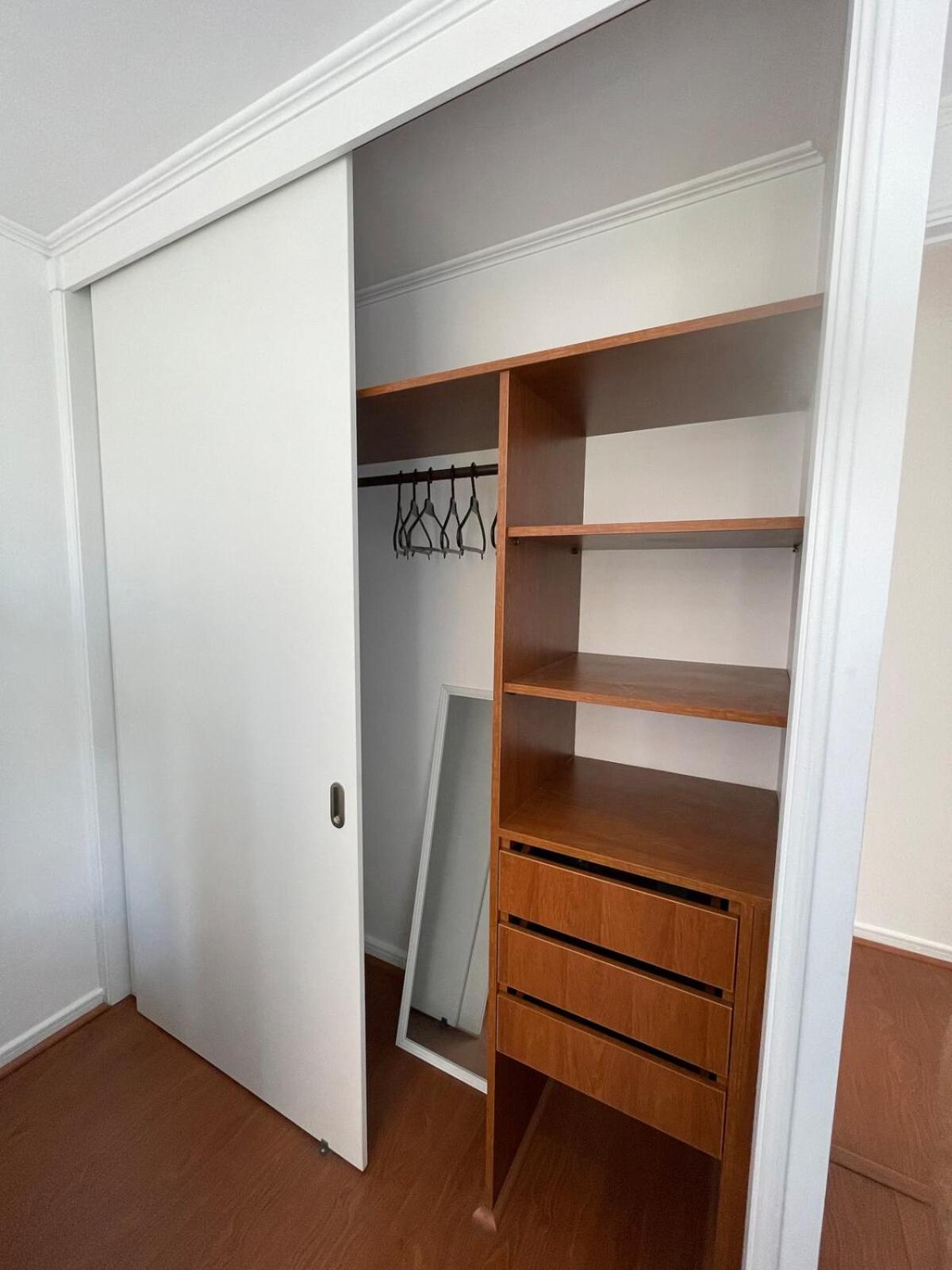 2d2b Con Estacionamiento, Metro Manquehue Apartamento