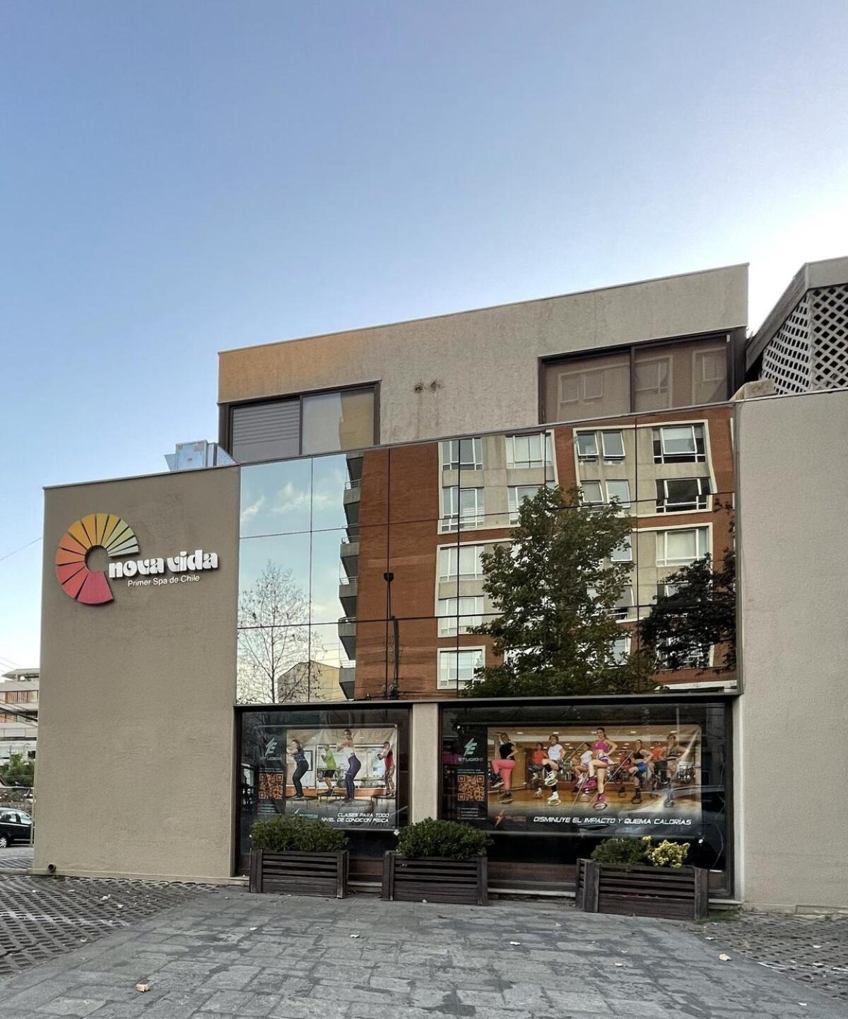 Apartamento 2d2b Con Estacionamiento, Metro Manquehue *