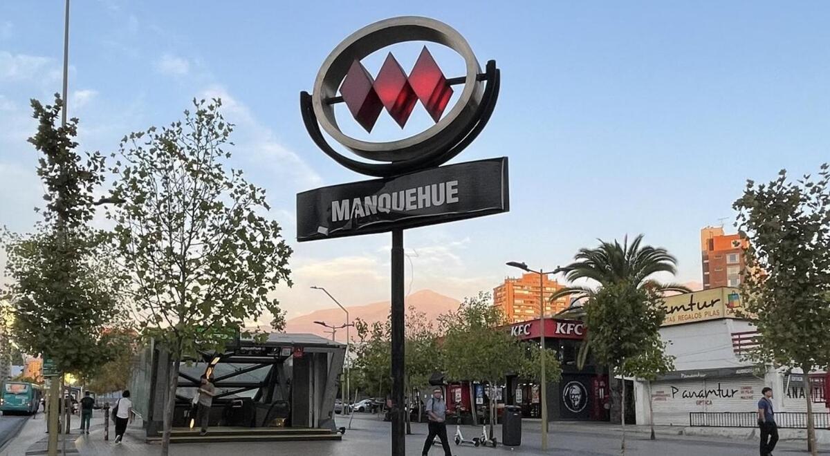 2d2b Con Estacionamiento, Metro Manquehue Apartamento *